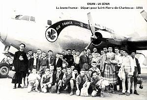 1665- Oran - La Senia - Jeune France - Depart pour Saint-Pierre-de-Chartreuse - 1955